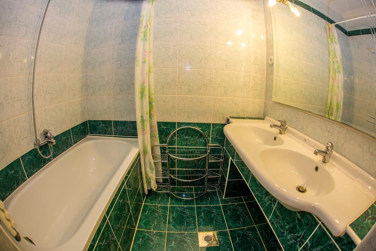Aqua Line Apartmanhaz ハイデゥソボスロー エクステリア 写真